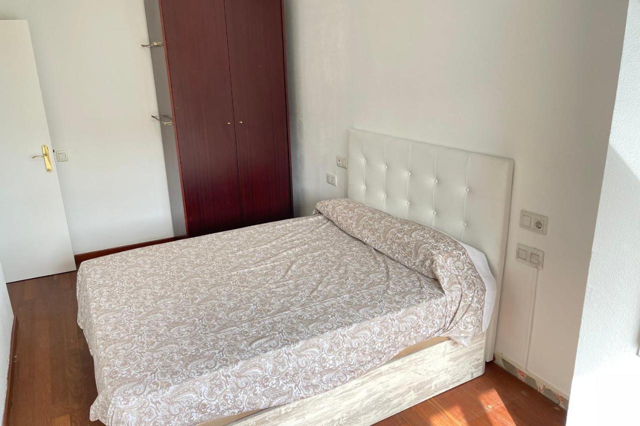 Apartment With Sea Views Next To The Beach Of Mar Bella Барселона Экстерьер фото